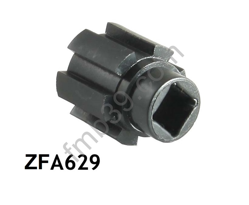 Crabots et moyeux Moyeu crabot carré de 10 pour treuil ZFC181